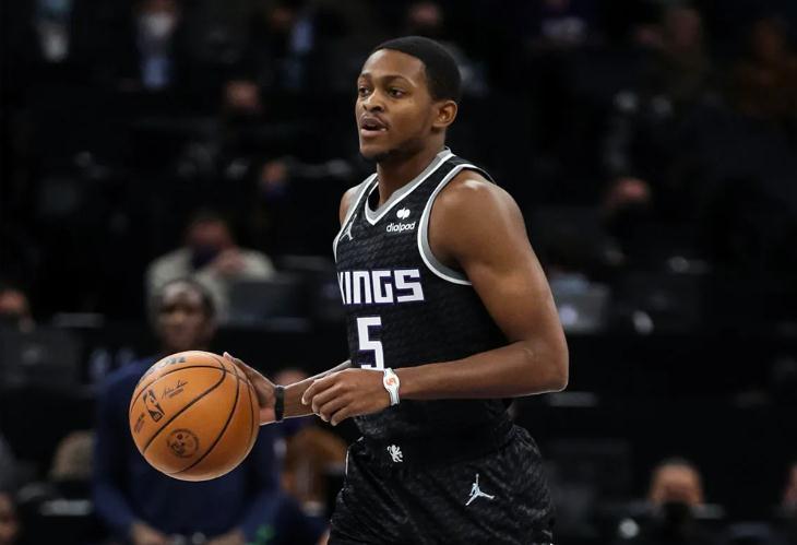  福克斯关键抢断国王终结勇士连胜