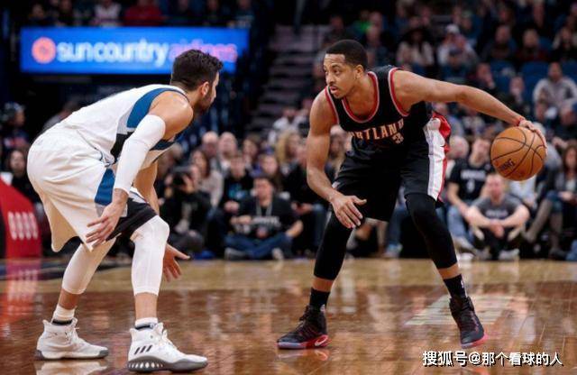  麦科勒姆末节发威开拓者逆转国王