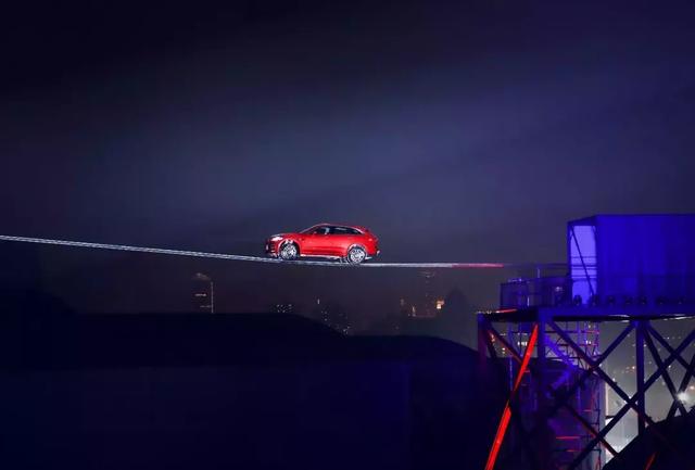  电竞主题公园开业，沉浸式体验受追捧