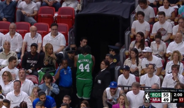  塔图姆关键抢断制胜，凯尔特人险胜热火队