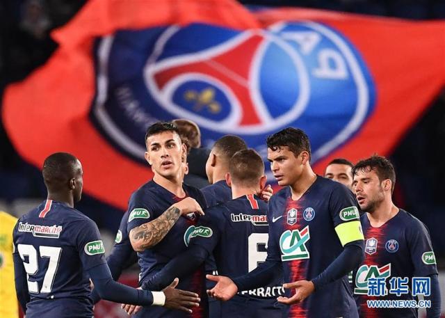  法国杯决赛，巴黎圣日耳曼轻松捧杯